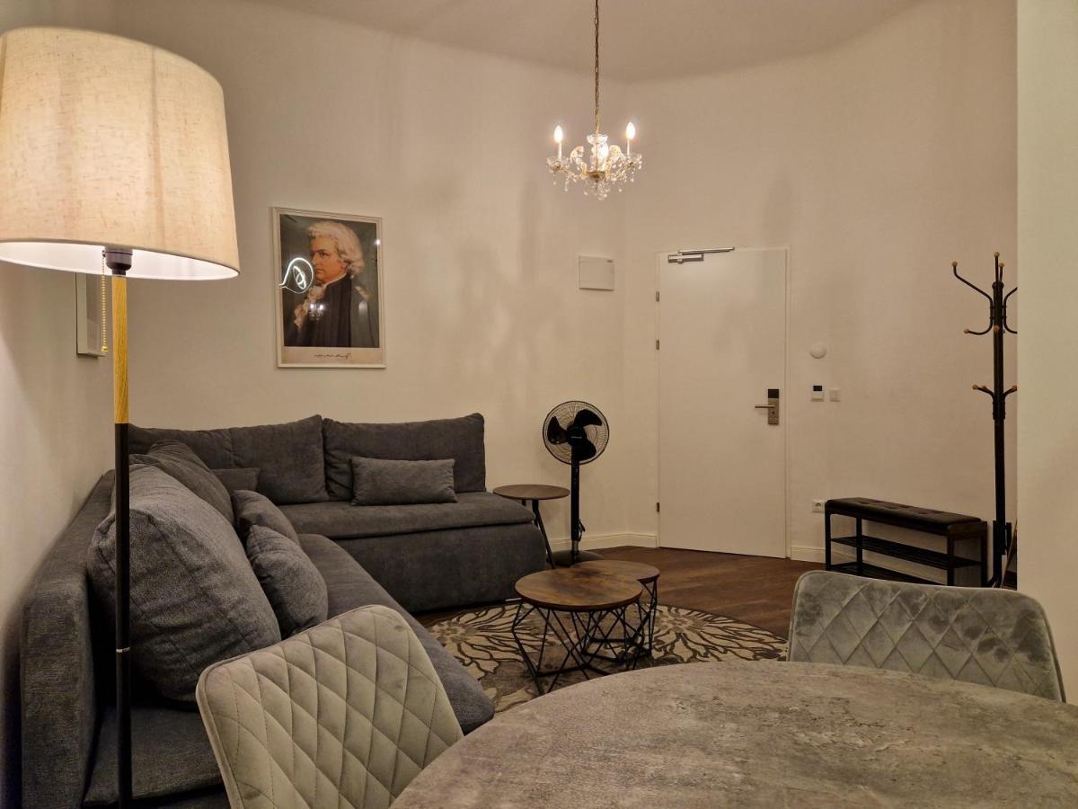 Pension Mozart - Newly Renovated فيينا المظهر الخارجي الصورة