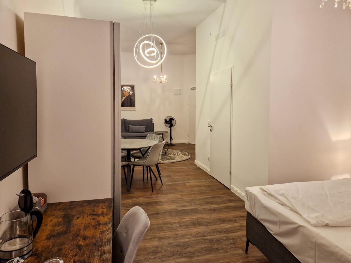 Pension Mozart - Newly Renovated فيينا المظهر الخارجي الصورة